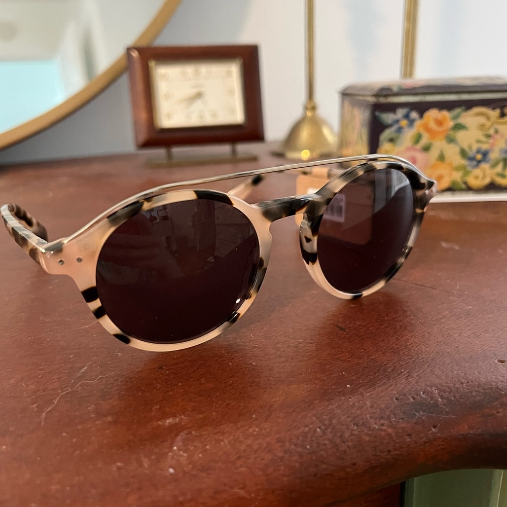 Madewell NWT pink tortoise shell sunnies!